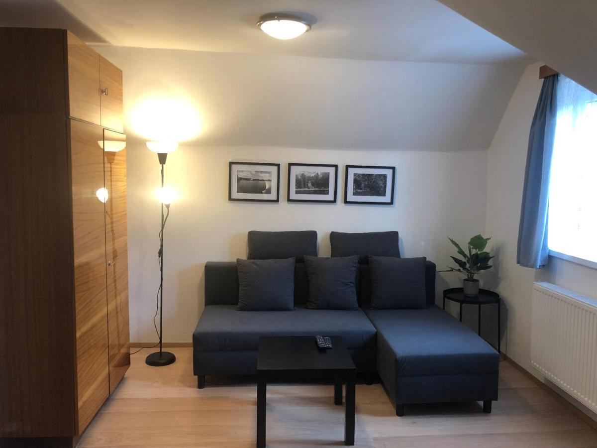 Apartmány Jevany Exteriér fotografie