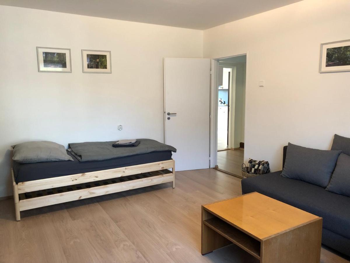 Apartmány Jevany Exteriér fotografie