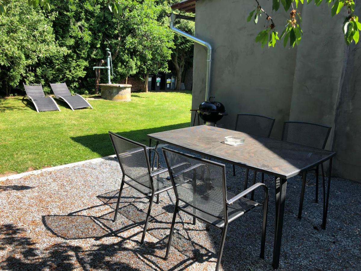 Apartmány Jevany Exteriér fotografie
