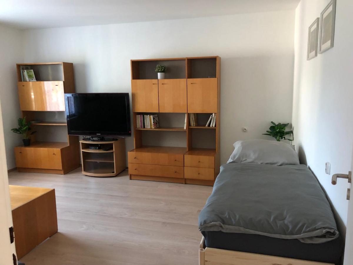 Apartmány Jevany Exteriér fotografie