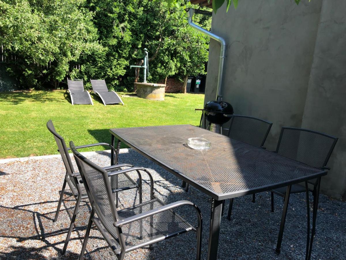 Apartmány Jevany Exteriér fotografie